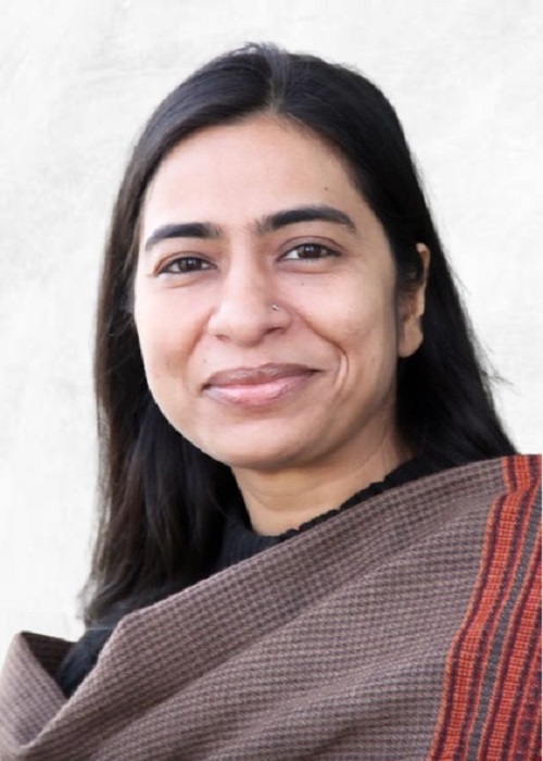 Dr Areena Mirza